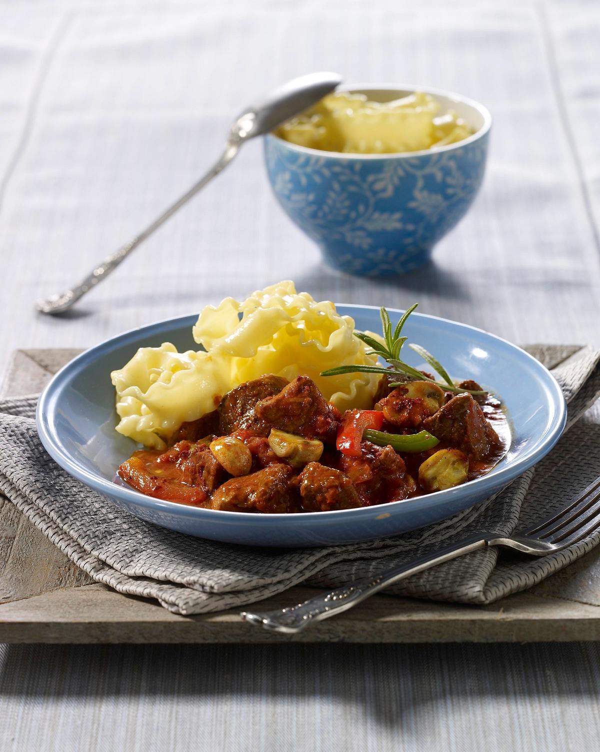 Chili-Paprika-Gulasch Rezept