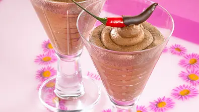 Chili-Schoko-Mousse Rezept - Foto: LECKER @ Bauer Media Group