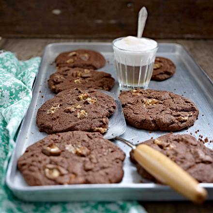 Chocolate Snickers Cookies Rezept