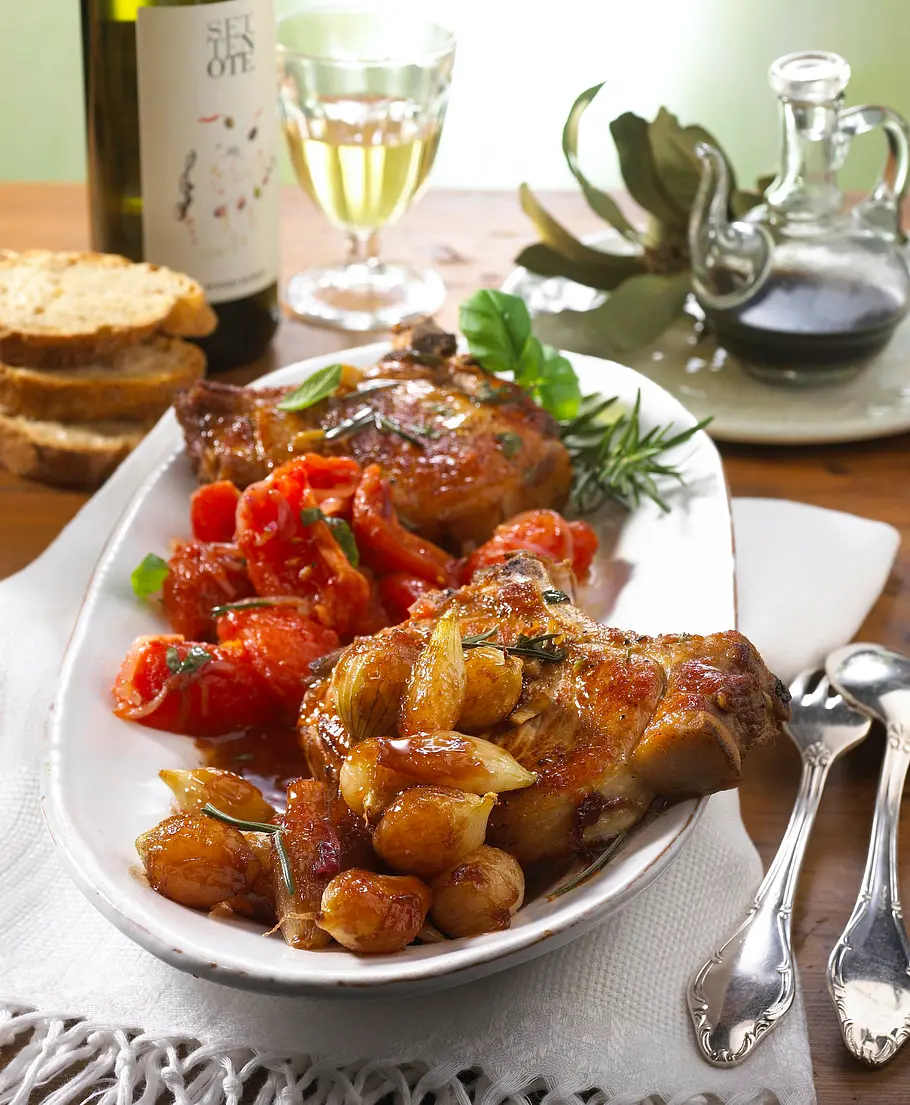Cipolle e Pomodori al Balsamico (Zwiebeln und Tomaten in Balsamico zu Schweinekoteletts) Rezept Cipolle e Pomodori al Balsamico (Zwiebeln und Tomaten in Balsamico zu Schweinekoteletts) Rezept
