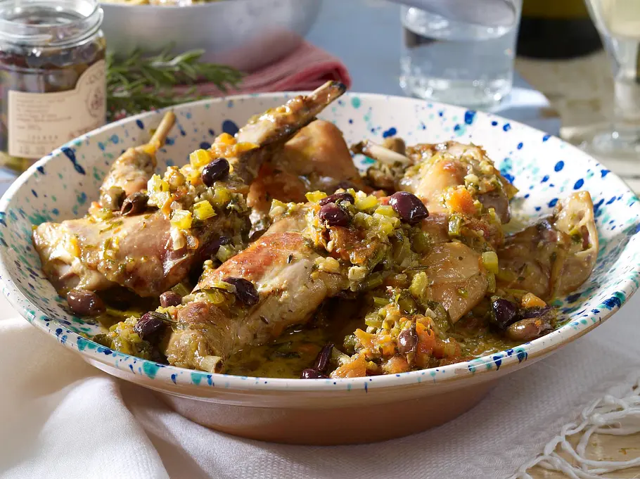 Coniglio al vino bianco (Kaninchen in Weißwein) Rezept