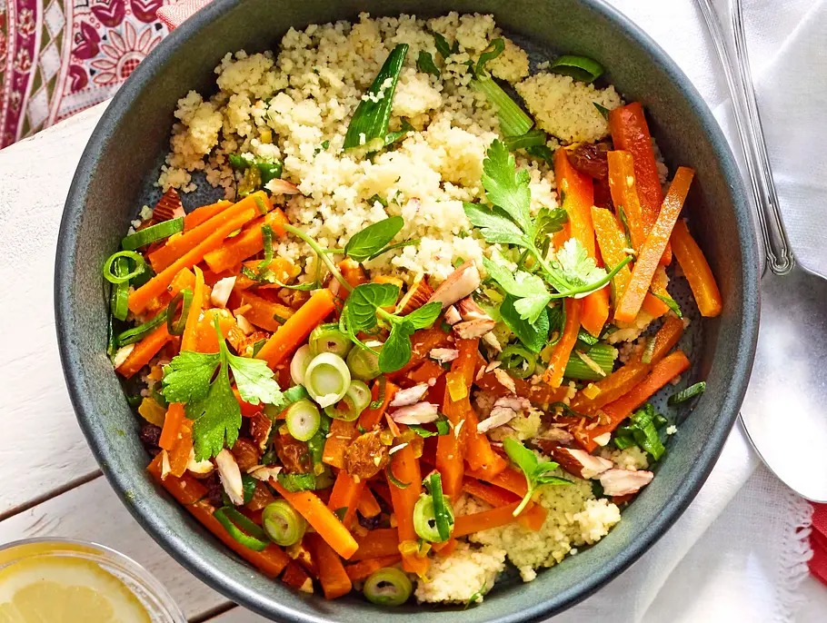 Couscous-Bowl mit Möhren-Curry Couscous-Bowl mit Möhren-Curry