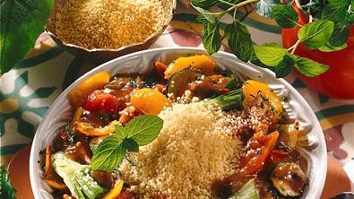 Couscous mit Gemüseragout Rezept - Foto: LECKER @ Bauer Media Group