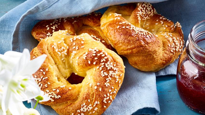 Cragel: Croissant und Bagel Rezept - Foto: House of Food / Bauer Food Experts KG