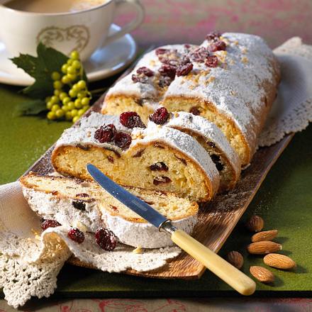 Cranberry-Mandel-Stollen Rezept Cranberry-Mandel-Stollen Rezept