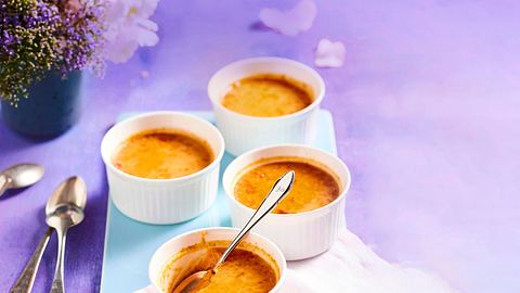 Crème Caramel mit salziger Butter Rezept - Foto: House of Food / Bauer Food Experts KG