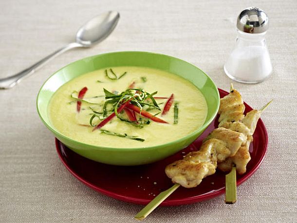 Cremige Kohlrabisuppe mit Kokosmilch Rezept Cremige Kohlrabisuppe mit Kokosmilch Rezept