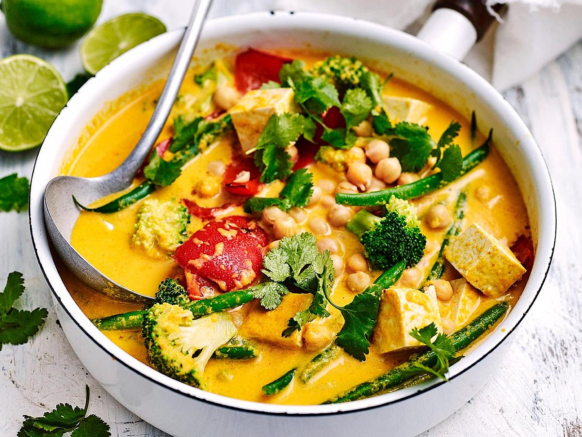 Cremiges Curry mit viel Gemüse Rezept