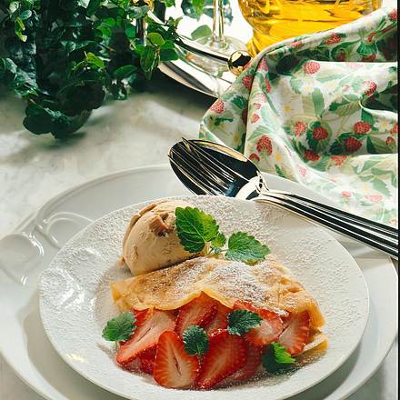 Crêpes mit Erdbeeren Rezept