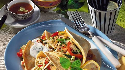 Crêpes mit Gemüsefüllung Rezept - Foto: House of Food / Bauer Food Experts KG
