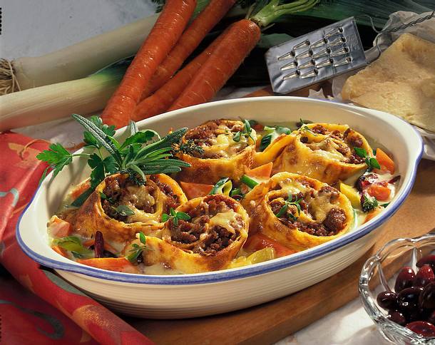 Crespelle mit Gemüsesoße Rezept Crespelle mit Gemüsesoße Rezept