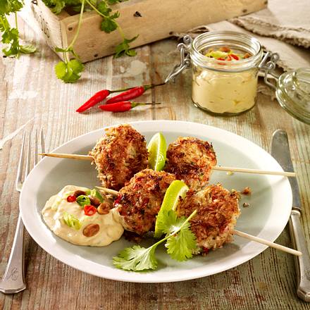 Garnelenbällchen mit Kokos-Erdnuss-Dip Rezept Garnelenbällchen mit Kokos-Erdnuss-Dip Rezept