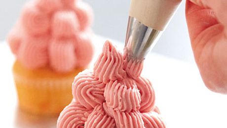 Cupcake-Dekoration - so gelingen himmlische Häubchen