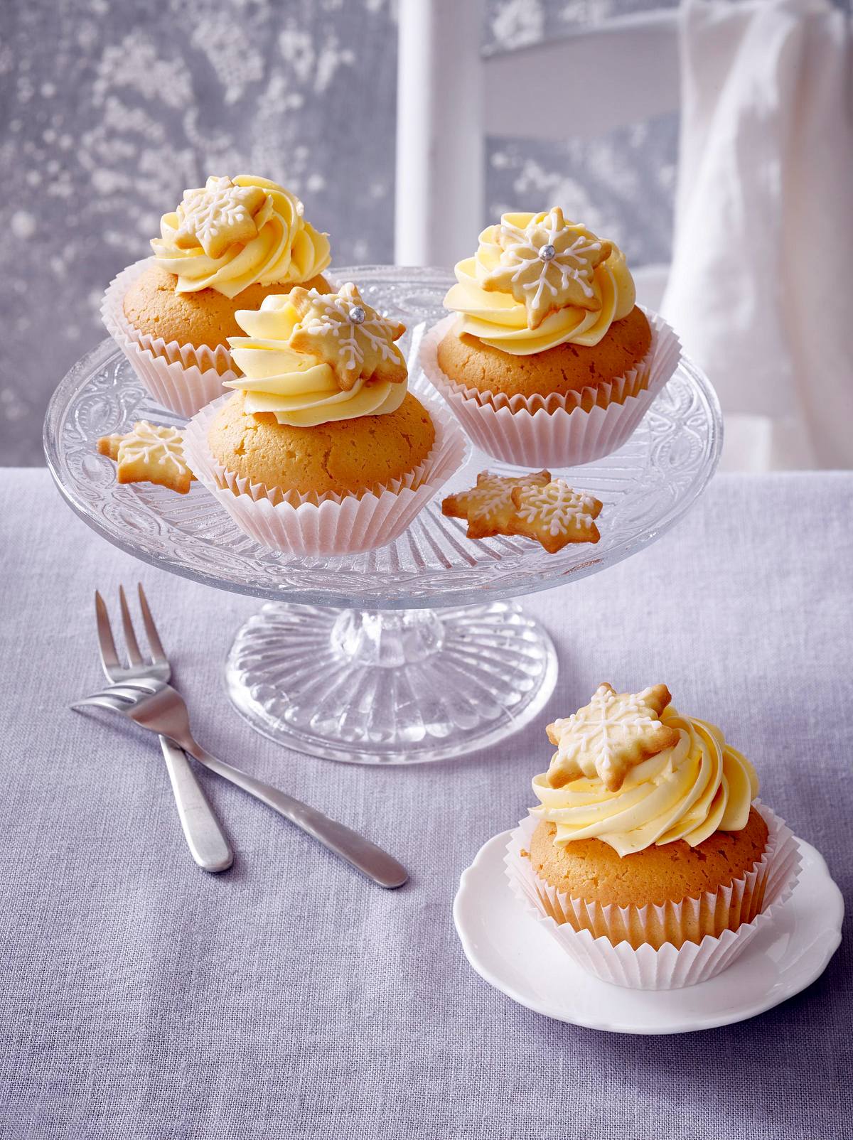 Cupcakes mit Vanille-Buttercreme Rezept