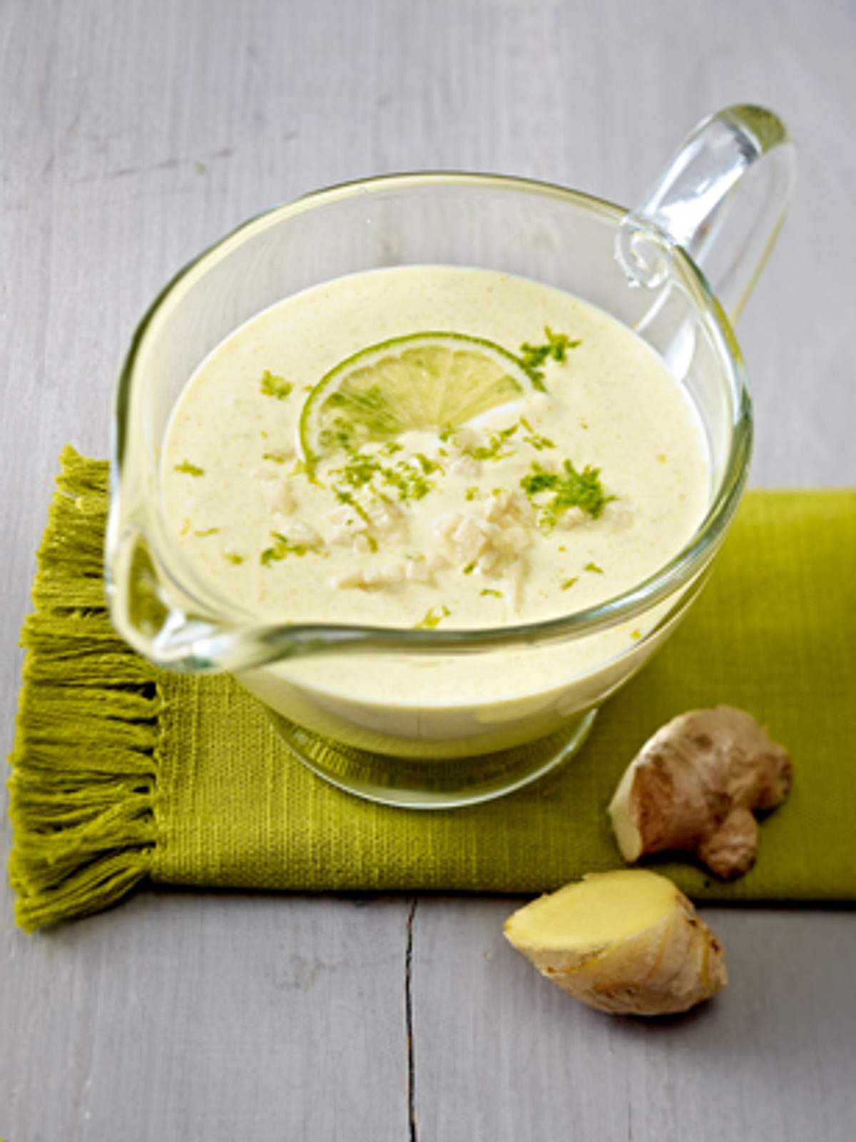 Curry-Joghurt-Dressing mit Limette Rezept