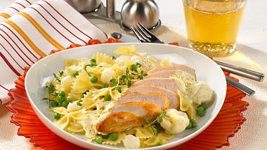 Curry-Nudelsalat zu Hähnchen (Diabetiker) Rezept - Foto: Maass