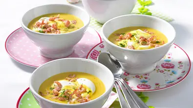 Curry-Rahm-Suppe Rezept - Foto: LECKER @ Bauer Media Group