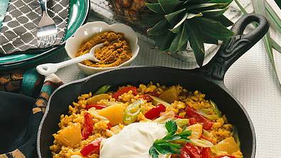 Curry-Reispfanne Rezept - Foto: LECKER @ Bauer Media Group