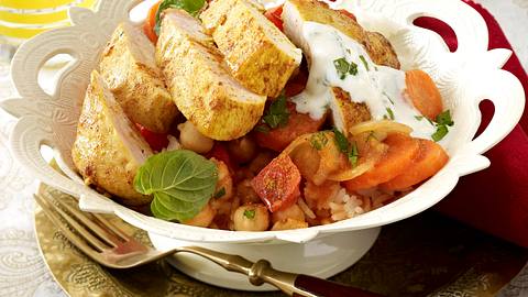 Curryhähnchen mit zweierlei Sesamöl Rezept - Foto: House of Food / Bauer Food Experts KG