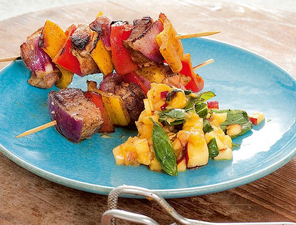 Curryspieße mit Pfirsich-Salsa Rezept Curryspieße mit Pfirsich-Salsa Rezept