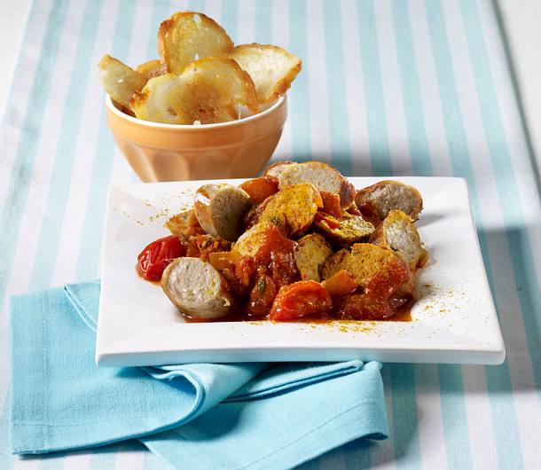 Currywurst mit Peperonisoße Rezept Currywurst mit Peperonisoße Rezept