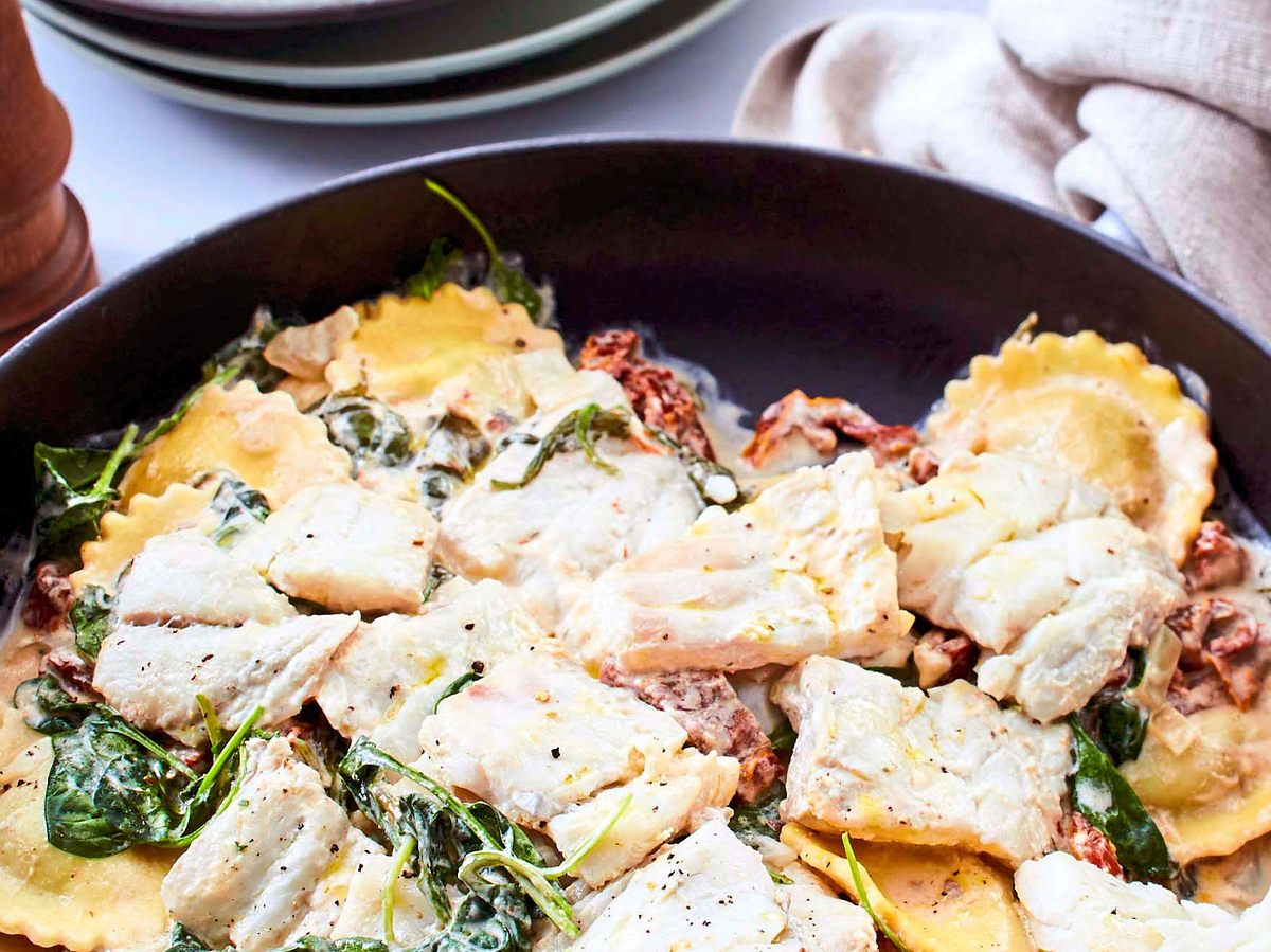 Da haben wir den Spinat: Tortelli-Fisch-Pfanne Rezept