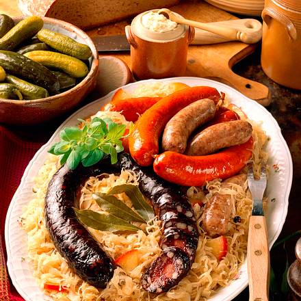 Das große Thüringer Topfwurst-Sauerkrautessen Rezept Das große Thüringer Topfwurst-Sauerkrautessen Rezept