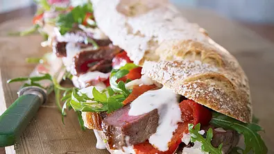 Das Männerbaguette Rezept - Foto: LECKER @ Bauer Media Group