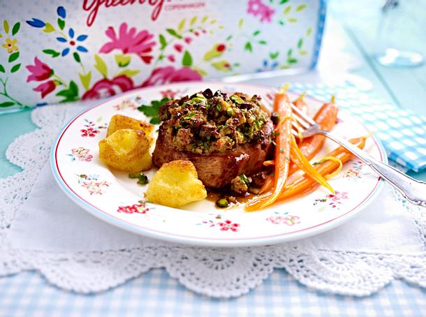 Das neckische Nacken-Pistazien-Kotelettchen Rezept Das neckische Nacken-Pistazien-Kotelettchen Rezept