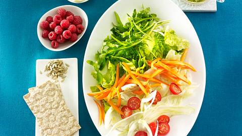 Der beste Schlank-Salat der Welt Rezept - Foto: House of Food / Bauer Food Experts KG