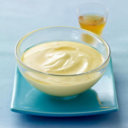 Dessertcreme in vier Variationen: Rumcreme Rezept