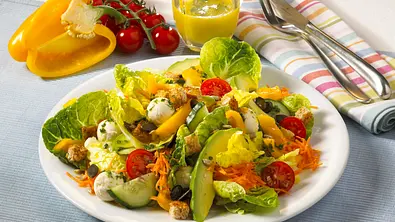 Diät-Salat Rezept - Foto: LECKER @ Bauer Media Group