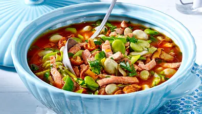 Dicke Bohnen-Eintopf mit Kasseler Rezept - Foto: LECKER @ Bauer Media Group