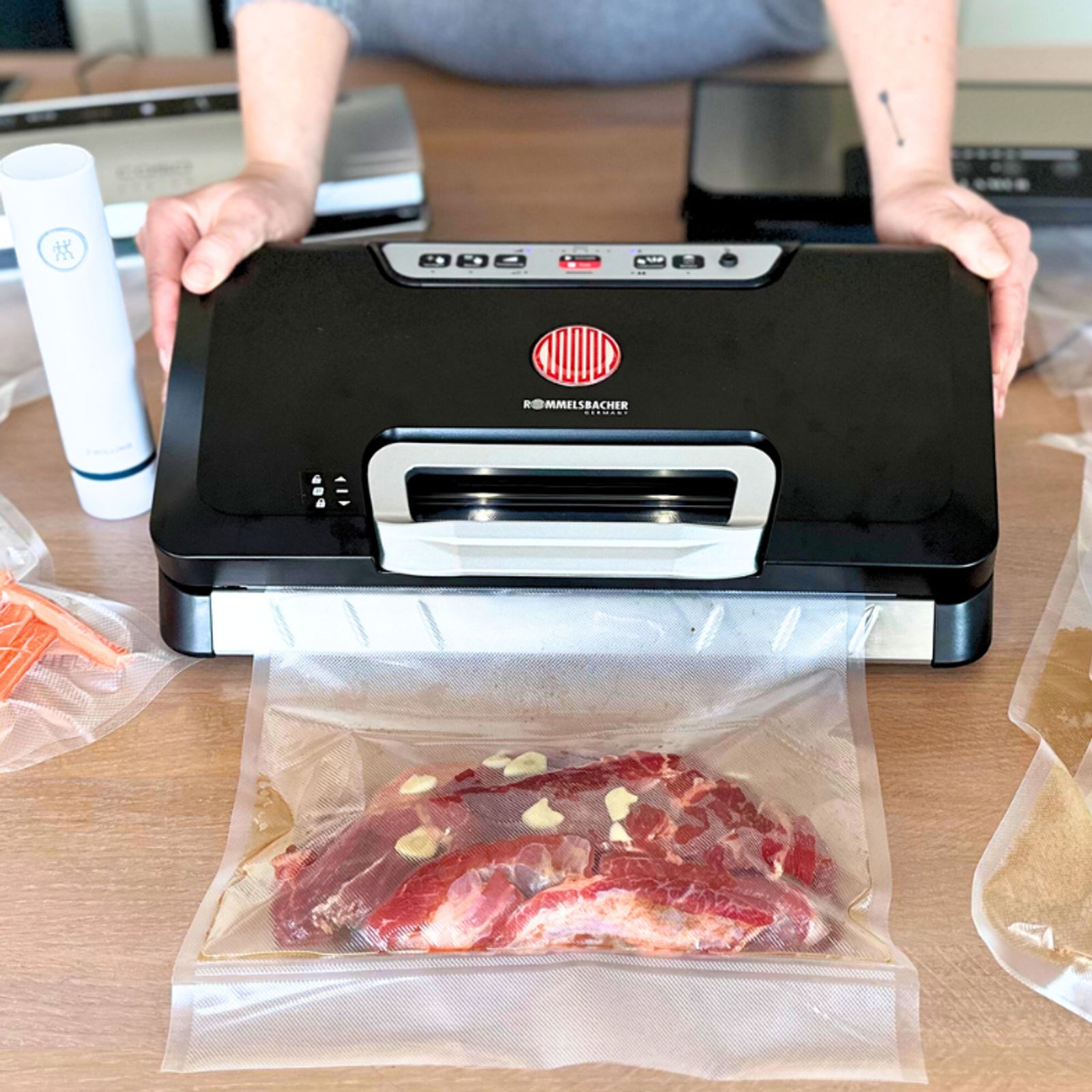 Vakuumierer im Test – die besten Luftabsauger für Lebensmittel