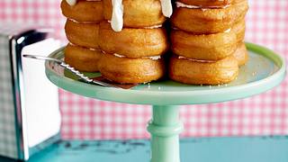 Donuts-Torte mit Himbeercreme Rezept - Foto: House of Food / Bauer Food Experts KG