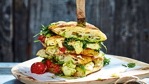Doppeldecker caprese Rezept - Foto: House of Food / Bauer Food Experts KG