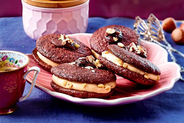 Doppeldecker mit Toffeesahne Rezept Doppeldecker mit Toffeesahne Rezept