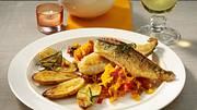 Dorade royal mit Kürbiskraut und Rosmarinkartoffeln Rezept - Foto: Först, Thomas