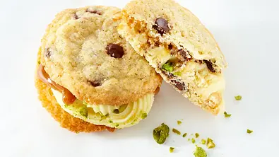 Double-Dough-Cookies Rezept - Foto: LECKER @ Bauer Media Group