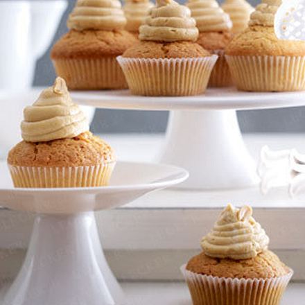 Double Peanut Cupcakes mit Philadelphiacreme Rezept