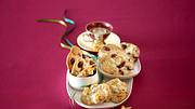 Dreierlei Cookies (White Chocolate-Cranberry-Cookies, Macadamia-Schokolinsen-Marzipan-Cookies & Ingwer-Cornflakes-Cookies) Rezept - Foto: House of Food / Bauer Food Experts KG