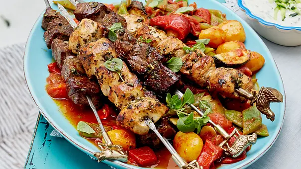 Dreierlei Fleischspieße Rezept - Foto: LECKER @ Bauer Media Group Dreierlei Fleischspieße Rezept - Foto: LECKER @ Bauer Media Group