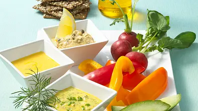 Dreierlei Mayo-Dips zu Gemüse Rezept - Foto: LECKER @ Bauer Media Group
