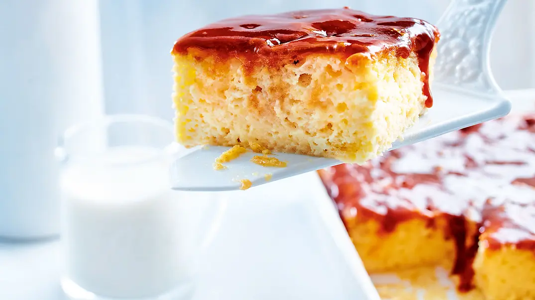 Dreierlei Milchkuchen mit Karamellguss Rezept - Foto: LECKER @ Bauer Media Group Dreierlei Milchkuchen mit Karamellguss Rezept - Foto: LECKER @ Bauer Media Group