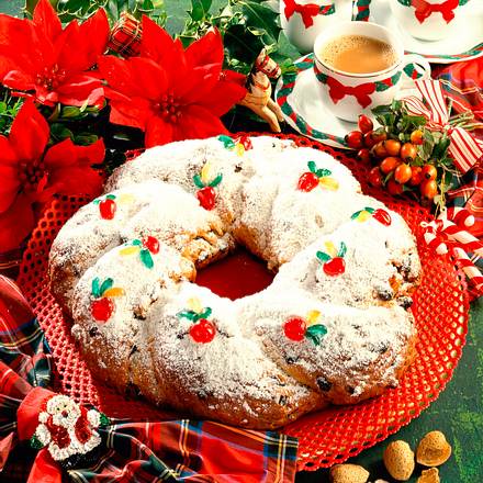 Dresdener Kranz-Stollen Rezept Dresdener Kranz-Stollen Rezept