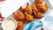 Drumsticks mit Cornflakes-Panade Rezept - Foto: House of Food / Bauer Food Experts KG