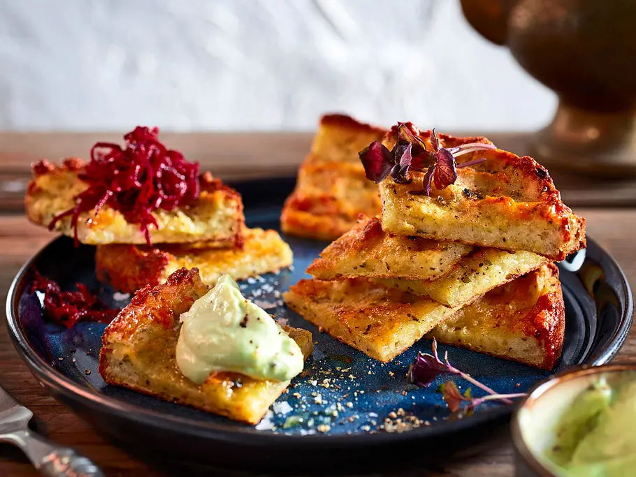 Dschinn-Reibekuchen mit Avocado-Quark Rezept