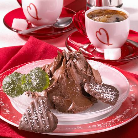 Dunkle Herren-Creme mit Kaffeelikör Rezept Dunkle Herren-Creme mit Kaffeelikör Rezept