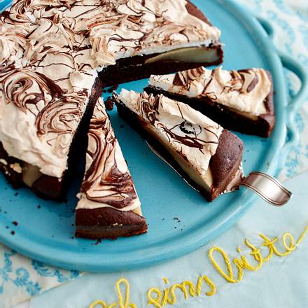 Dunkler Birnenkuchen mit Baiser Rezept Dunkler Birnenkuchen mit Baiser Rezept