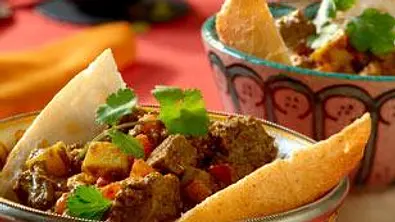 Durban Bunny Chow Rezept - Foto: LECKER @ Bauer Media Group